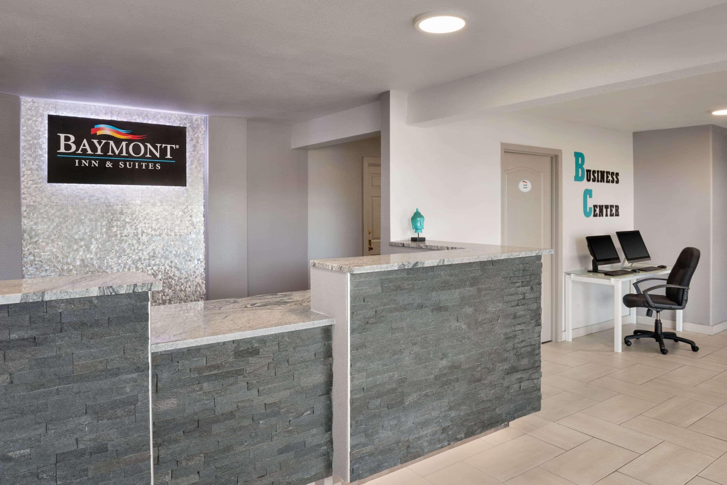 Baymont By Wyndham Des Moines North Hotel Exterior foto